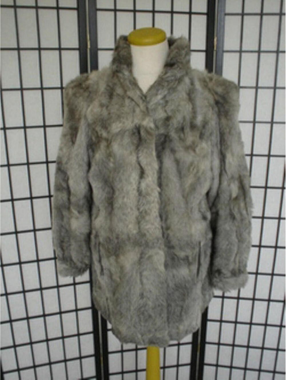 ! MINT PLAIN GRAY GOAT CANADIAN FUR JACKET COAT WOMEN WOMAN SIZE 6-8 small